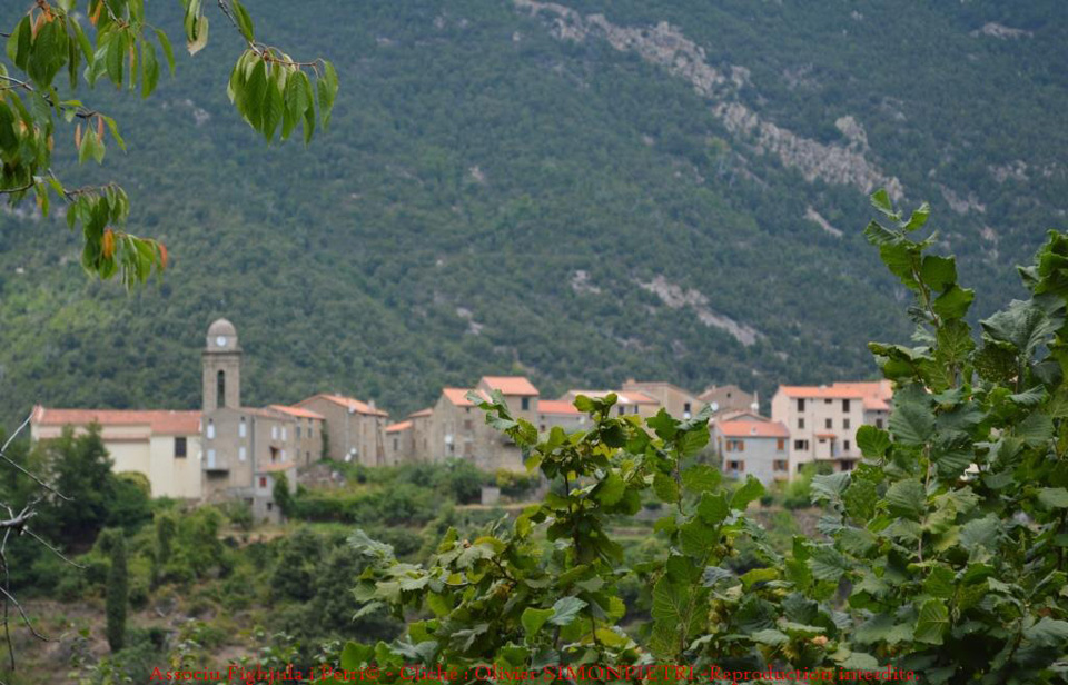 body painting de tornade, personnage marvel et comics faisant partie des x men. Bodypainting super heros realise pour un defile de marvel