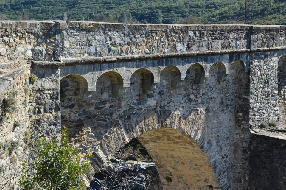 body painting de tornade, personnage marvel et comics faisant partie des x men. Bodypainting super heros realise pour un defile de marvel
