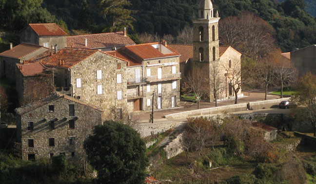 body painting de tornade, personnage marvel et comics faisant partie des x men. Bodypainting super heros realise pour un defile de marvel