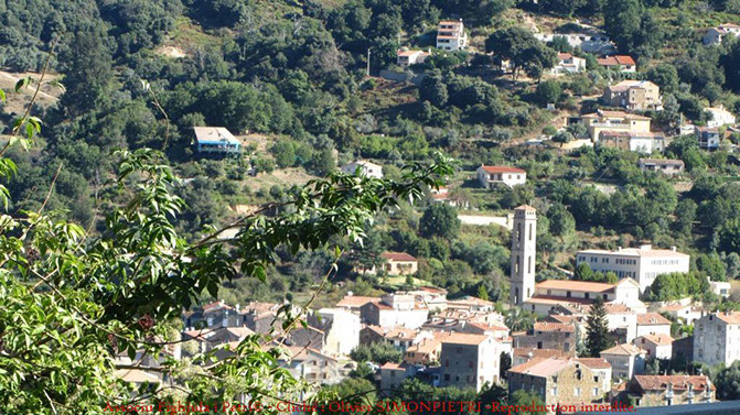 body painting de tornade, personnage marvel et comics faisant partie des x men. Bodypainting super heros realise pour un defile de marvel